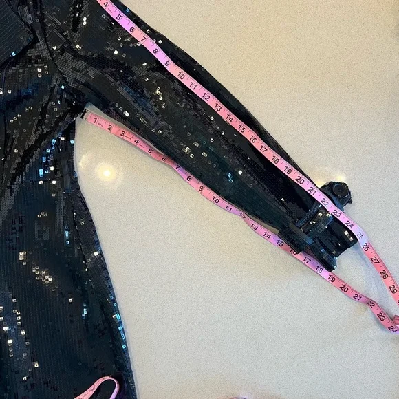 BEBE NWT SEQUIN TRENCH COAT BLACK SHINY TUXEDO COUTURE GALA FORMAL JACKET GLAMOR - Picture 15 of 16